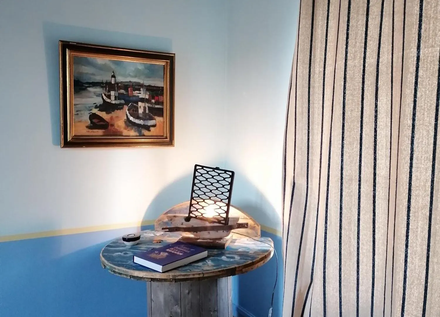 La Tocade Del Arte - Dinan Bed and Breakfast Lanvallay Bed & Breakfast