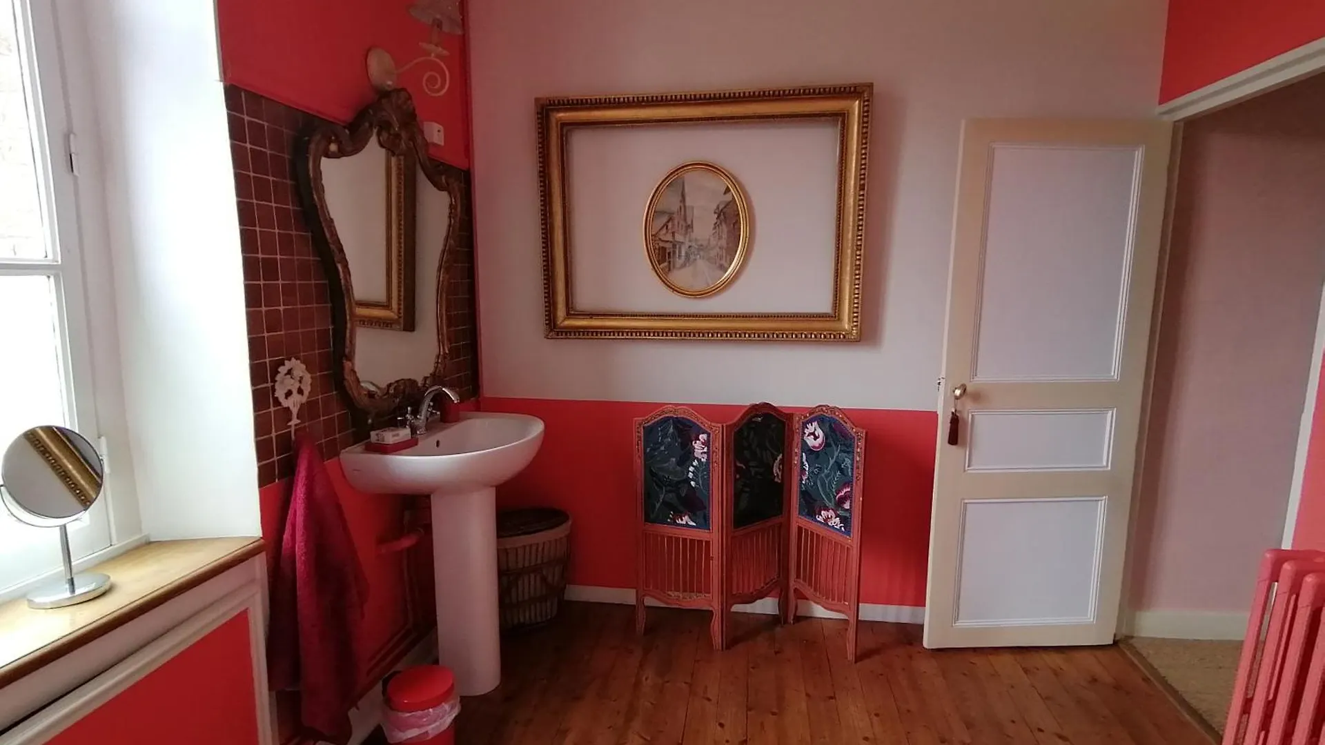 La Tocade Del Arte - Dinan Bed and Breakfast Lanvallay