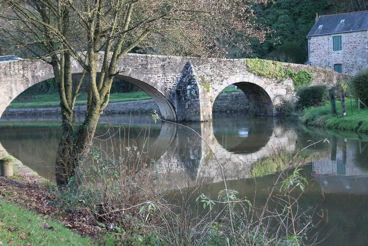 La Tocade Del Arte - Dinan Bed & Breakfast Lanvallay