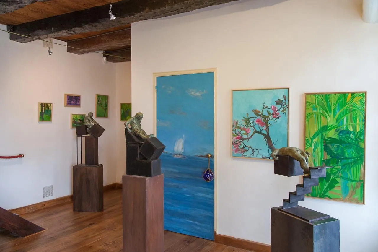 La Tocade Del Arte - Dinan Bed and Breakfast Lanvallay 0*,  Frankrijk